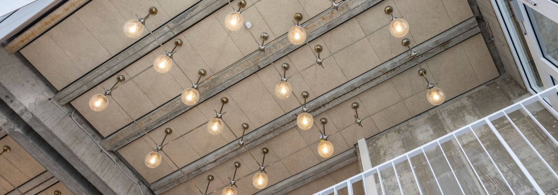 Deckenlampen im Viadrina Coworking Space