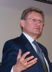 Prof. Balcerowicz (Foto: Jan Mehlich, wikipedia.org)