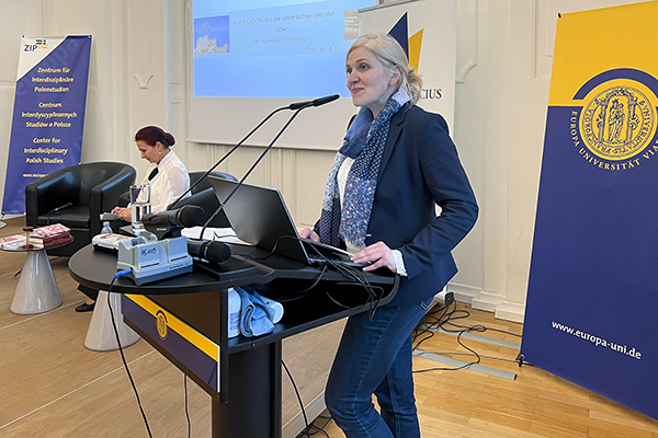20230418_Buchpraesentation_Maria_TkachivskaIMG_6163