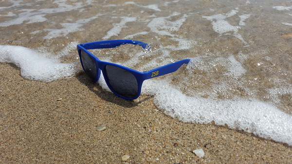 Sonnenbrille am Strand - Kopie ©MarvinSüß