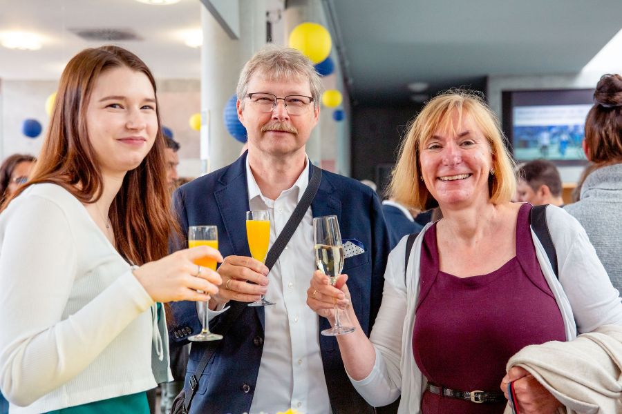 Sektempfang beim Graduation Day 2024