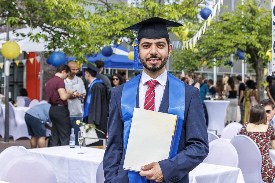 Sektempfang beim Graduation Day 2025