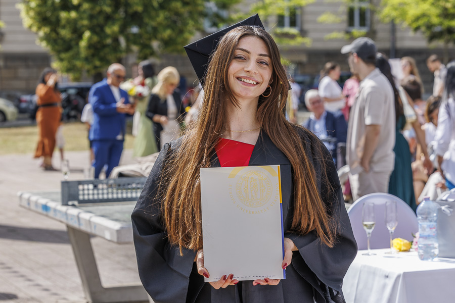 Sektempfang beim Graduation Day 2025