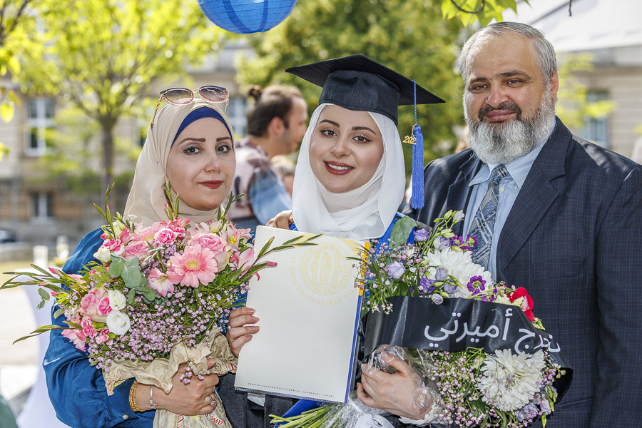 Sektempfang beim Graduation Day 2025