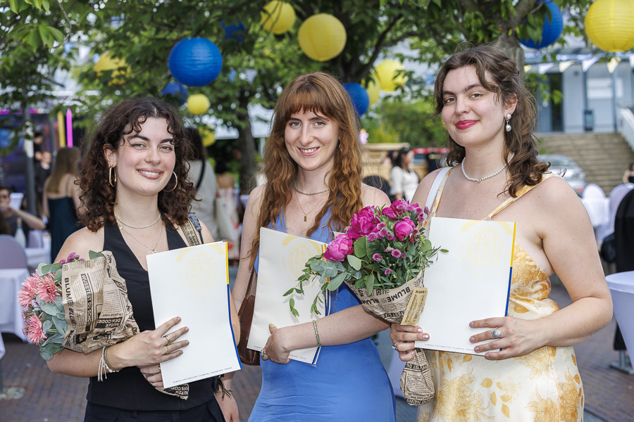 Sektempfang beim Graduation Day 2025