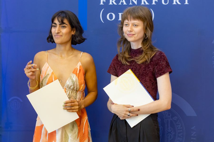 Zeugnisübergabe der Kulturwissenschaftlichen Fakultät