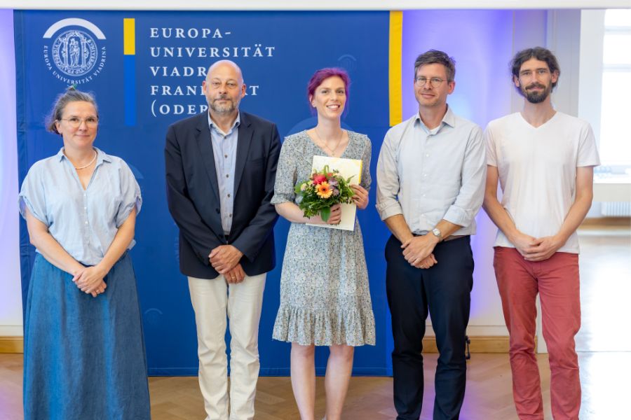Zeugnisübergabe der Kulturwissenschaftlichen Fakultät