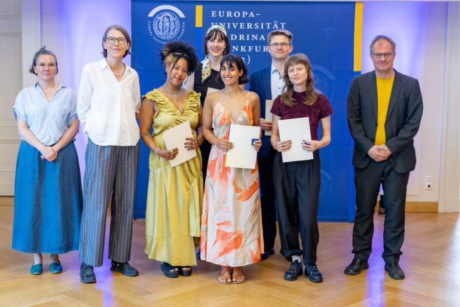Zeugnisübergabe der Kulturwissenschaftlichen Fakultät