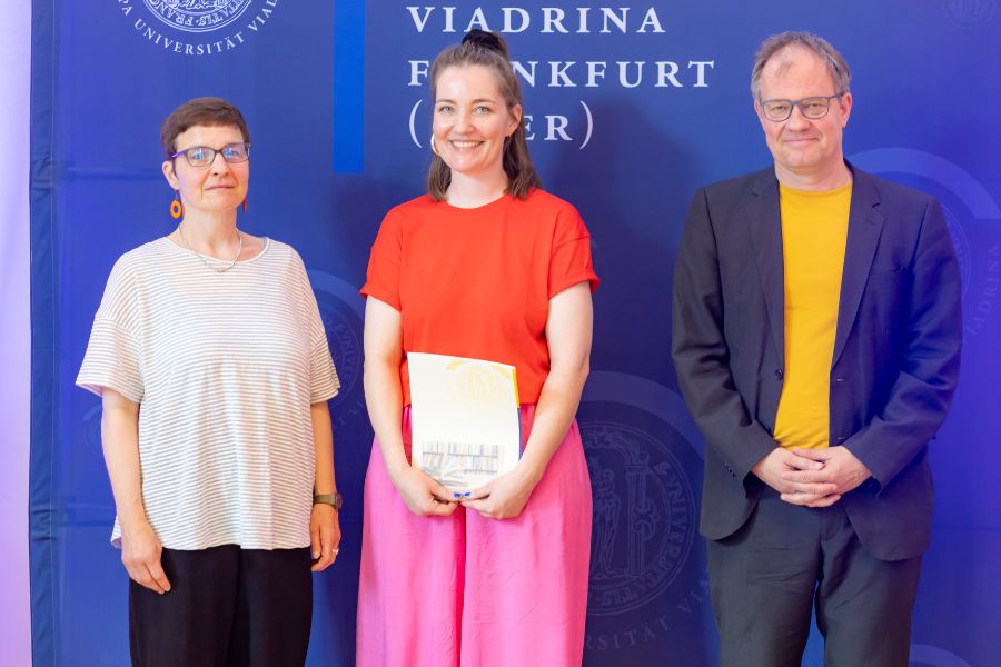 Zeugnisübergabe der Kulturwissenschaftlichen Fakultät