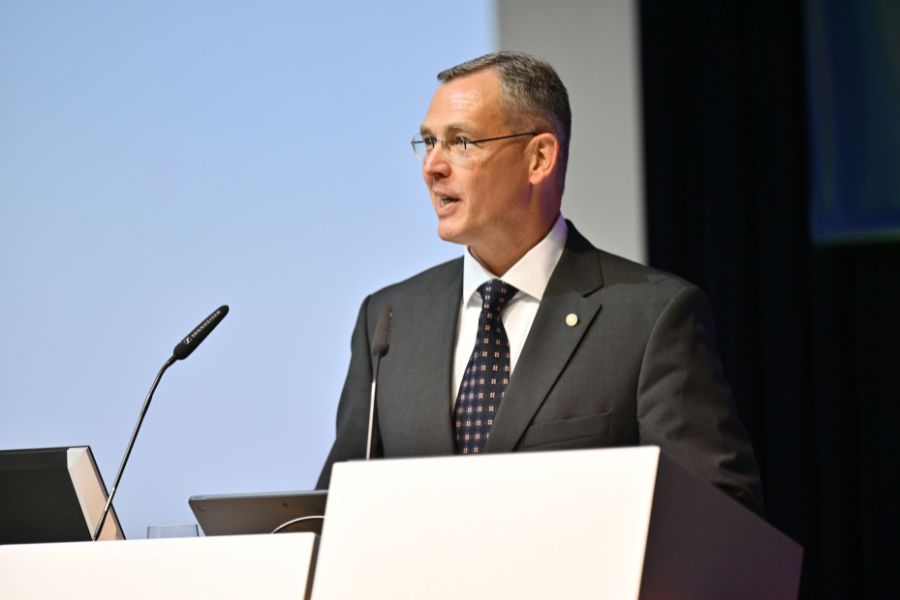 Graduierte der Wirtschaftswissenschaftlichen Fakultät beim Graduation Day 2025