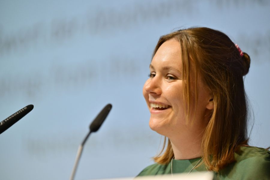 Graduierte der Wirtschaftswissenschaftlichen Fakultät beim Graduation Day 2025