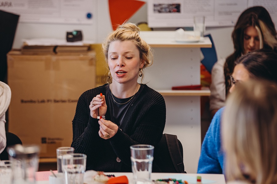 Lena Hotze Lego Kickoff 900x600