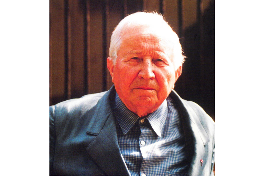 rozewicz hawalej 900x600
