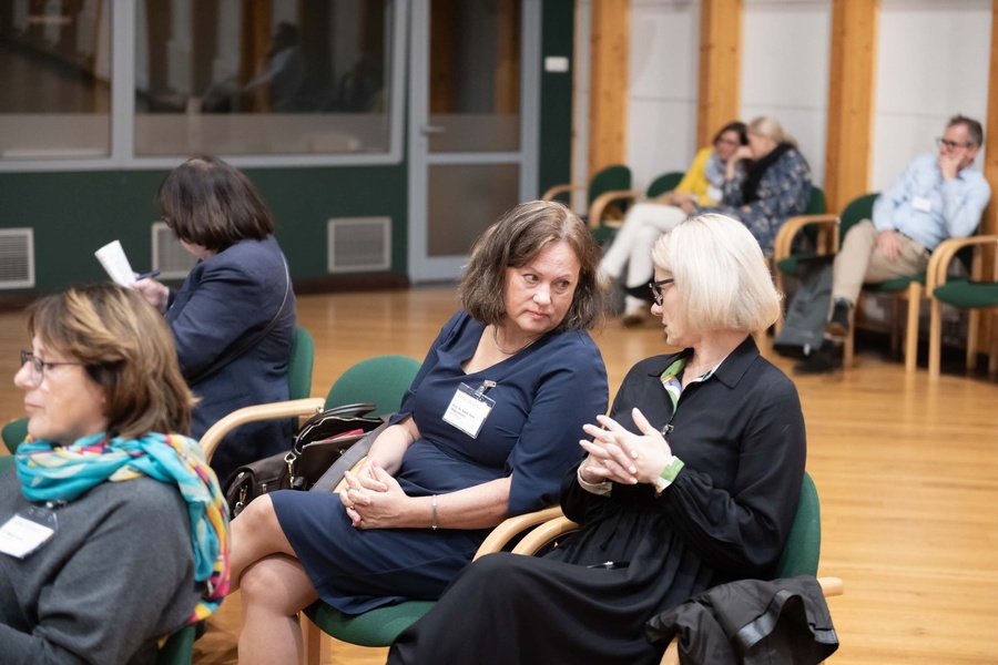 21 2025-10_Bereska-konf-CP_dsc_8374_cr