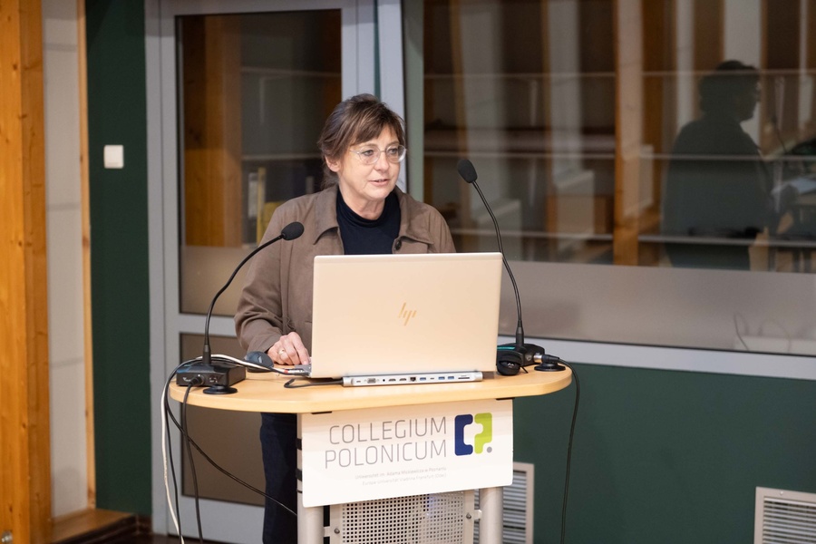 30 2025-10_Bereska-konf-CP_dsc_8532_cr