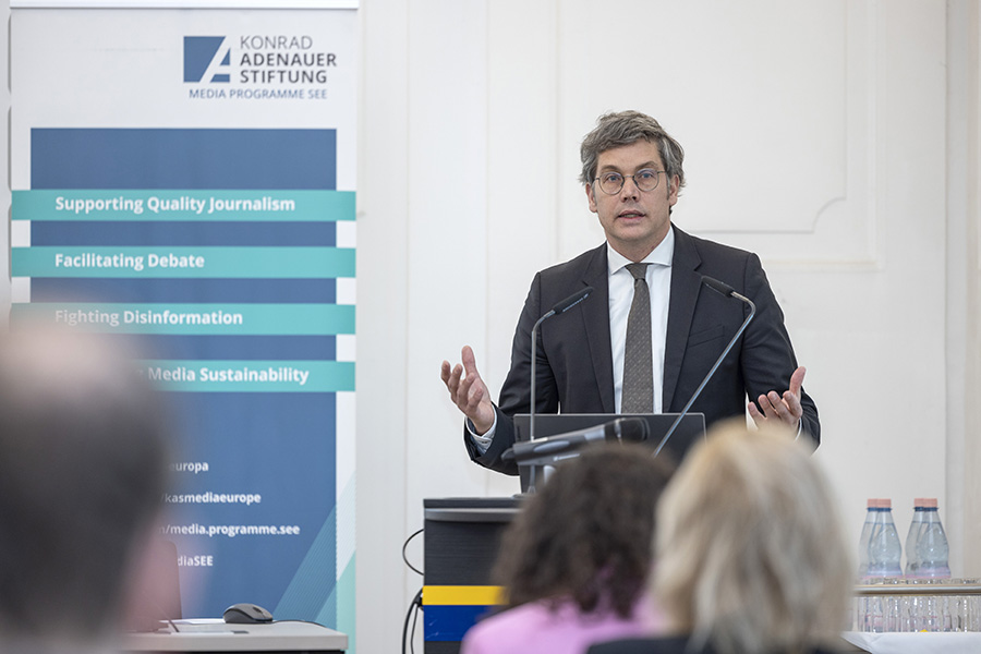 Prof. Dr. Benjamin Lahusen