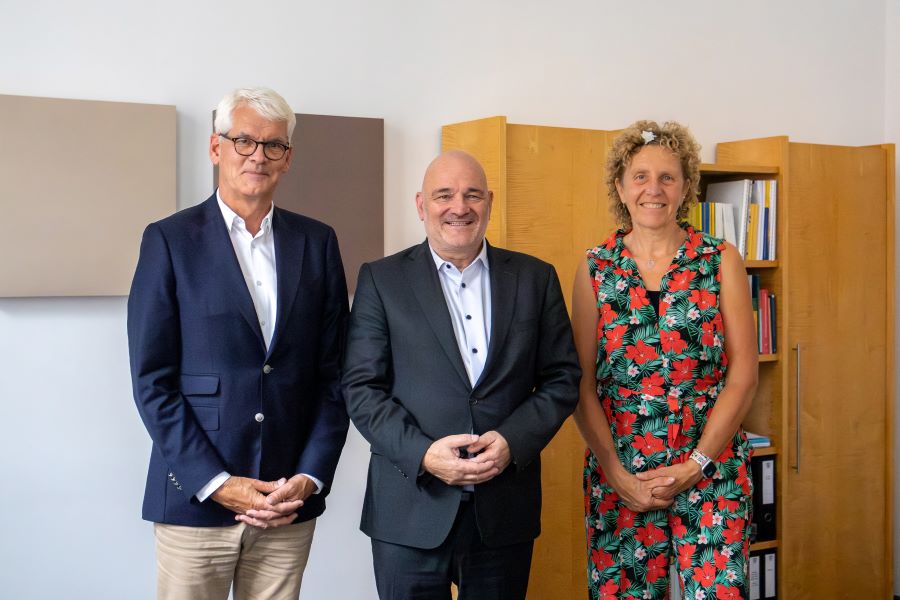 20250728-minister-besuch-c-lazareva3-900