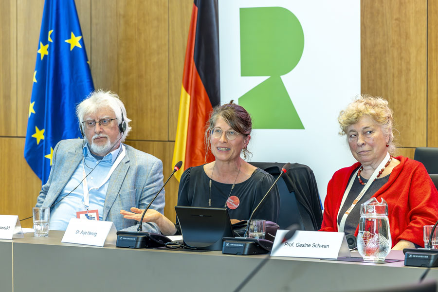 Doing Democracy im Rathaus Frankfurt (Oder) mit Gesine Schwan und Anne Holper