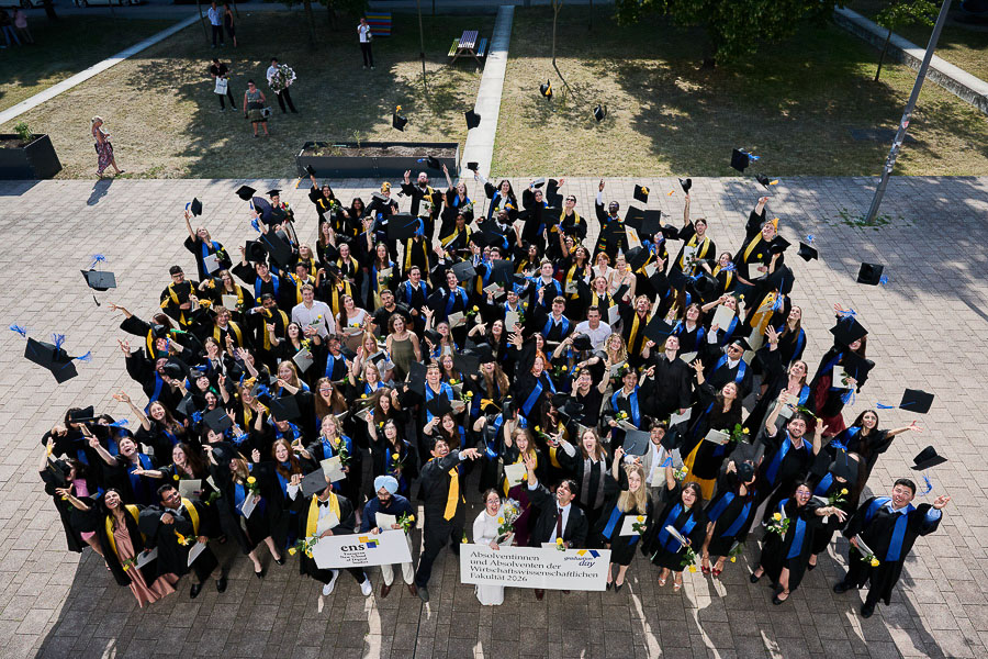 Impressionen von der Zeugnisverleihung der Wirtschaftswissenschaftlichen Fakultät am Graduation Day 2026 der Europa-Universität Viadrina