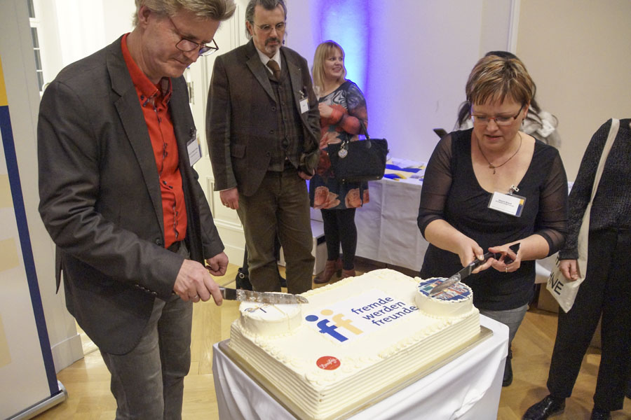 20-jahre-fremde-werden-freunde-patenschaftsprogramm-03933©filip-schade