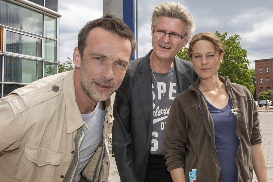 polizeiruf-hauptdarsteller-lucas-gregorowicz--stephan-kudert--maria-simon-20180706-1125©heide-fest