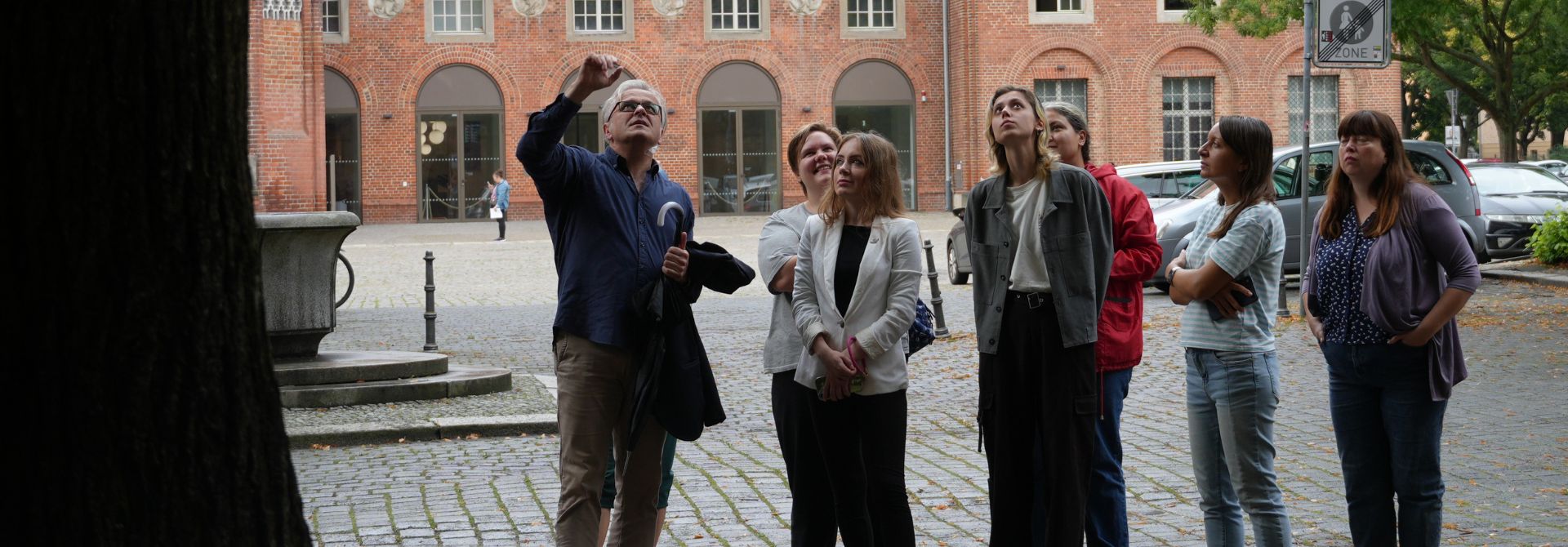 Besuch Teilnehmender des Projekts Cultural Guardians in Frankfurt (Oder)