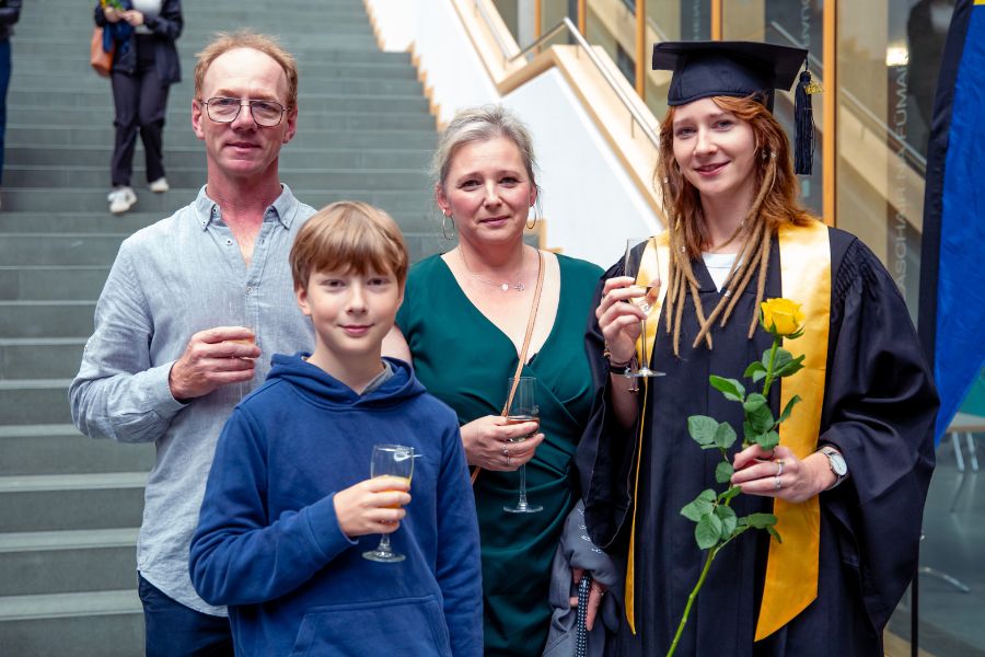 Sektempfang beim Graduation Day 2024