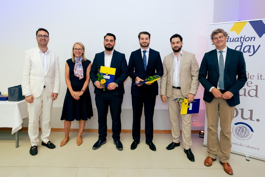 Presentation of certificates from the Faculty of Law