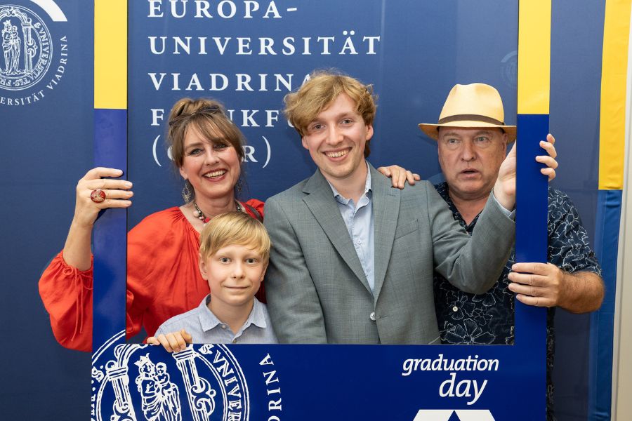 Highlights from the Faculty of Social and Cultural Sciences’ graduation ceremony on Graduation Day 2026 at the European University Viadrina