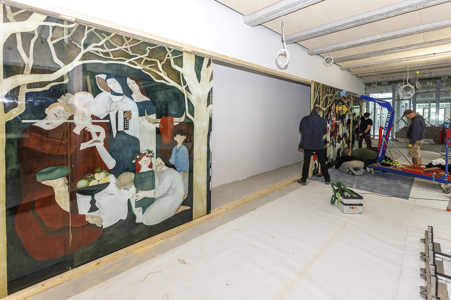 coworking-space-installation-glass-painting-1525