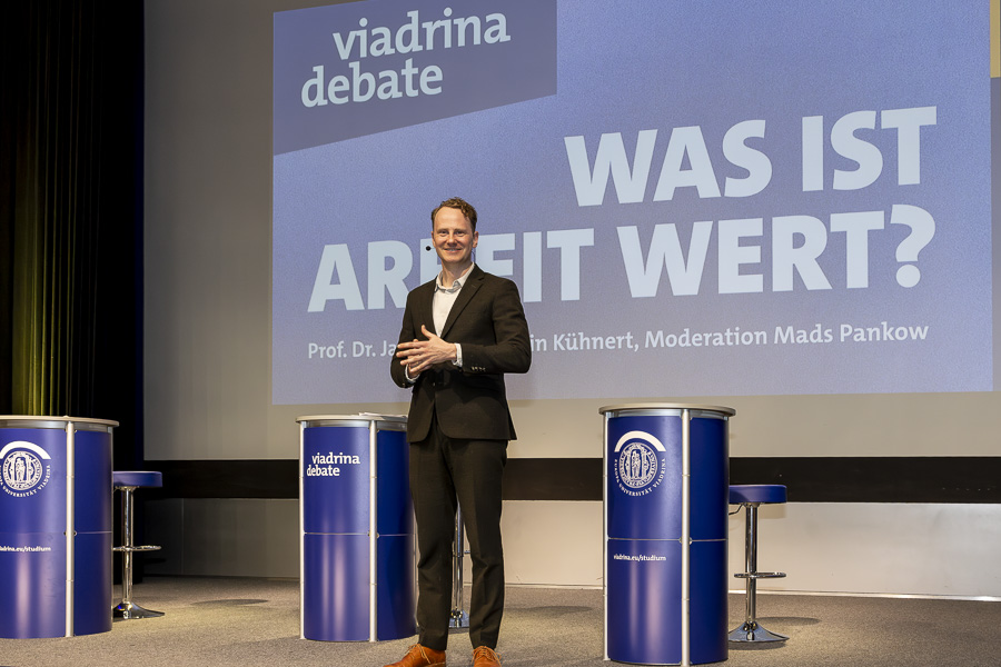 Picture gallery: Viadrina Debate with Kevin Kühnert and Jana Costas