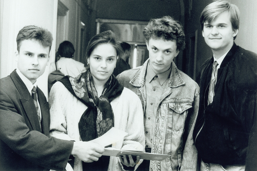 This group is also among the first students at the new Viadrina to enrol for their studies in September 1992.