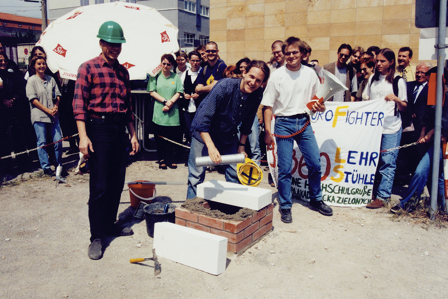 Protest action by the Juso university group on 27 May 1998.