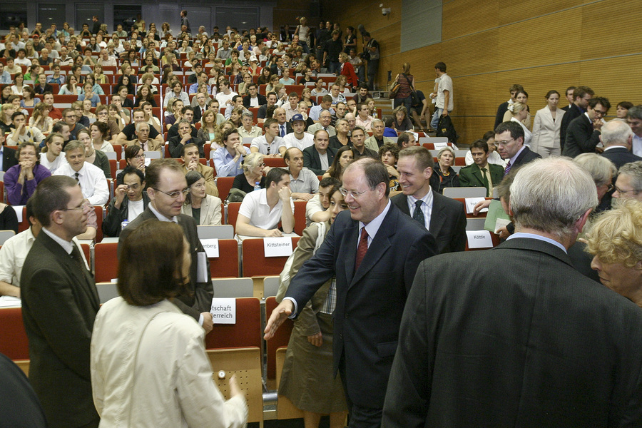 On 3 July 2007, the Viadrina is the venue for a keynote speech on European policy.
