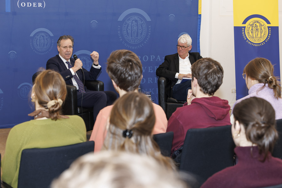 Der deutsche Botschafter in Polen Miguel Berger zu Gast an der Viadrina