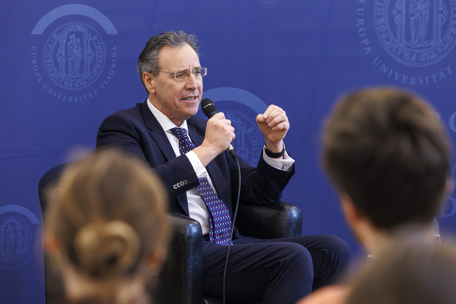 Der deutsche Botschafter in Polen Miguel Berger zu Gast an der Viadrina