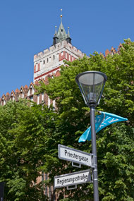 Frankfurt (Oder), Stadtbibliothek und Marienkirche ©Heide Fest